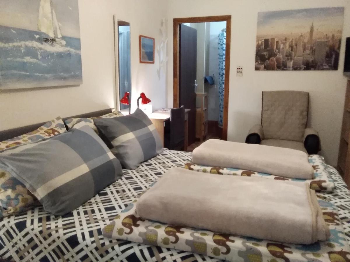 Isabele Appartement Brodarica  Buitenkant foto